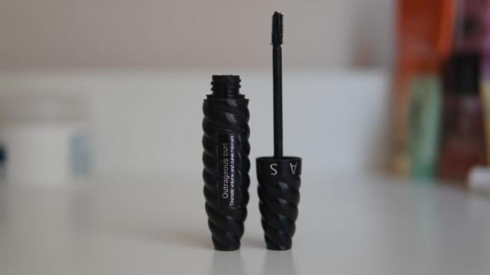 sephora outrageous curl maskara