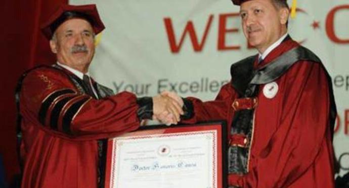 Erdogan yahudi cesaret madalyasi almiş ne dusuyosunuz?