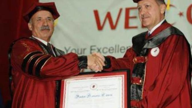 Erdogan yahudi cesaret madalyasi almiş ne dusuyosunuz?