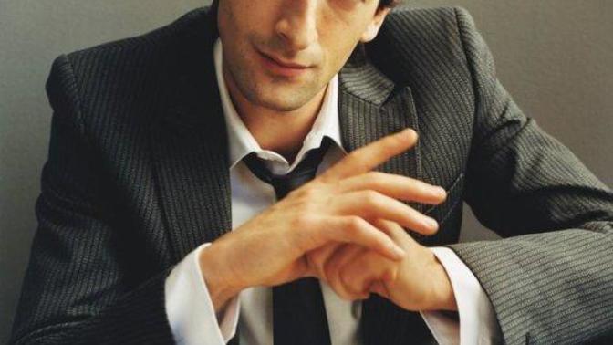 Çirkin burunlu erkek çekiciliği diye bir şey var mıdır?