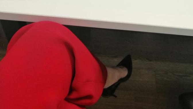 Sevgilim bana sürekli ayak fotoğraflarını atıp duruyor. Bu kadının ayaklara ilgisi olma şansı var mı?