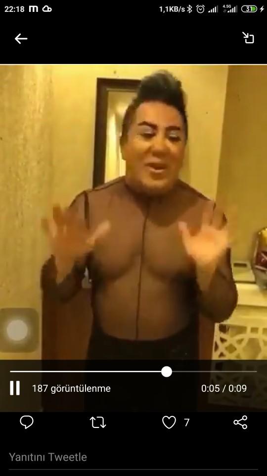 Kendi çalıp kendi oynayan insanların psikolojisi hakkında ne söylemek istersin KScan?