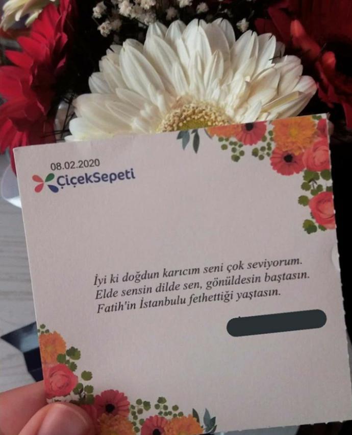 Böyle güzel not yazan  bir  sevgiliniz olsun ister misiniz?