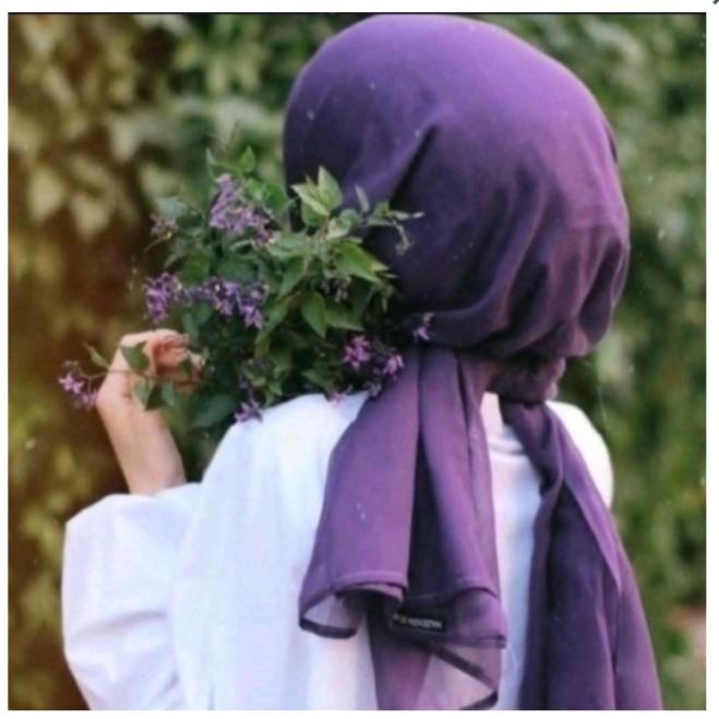 Tesettürlü bir kızdan hoşlanıyorum. Nasıl iletişime geçebilirim?