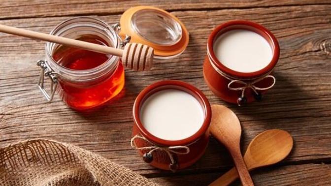 Süt ile saç düzleştirme nasıl olur, deneyen var mı?