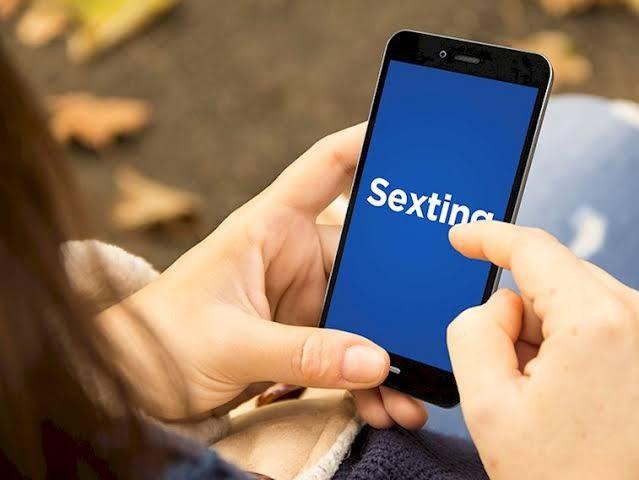Seksting evliler veya sevgililer arasında yapılması gerekir mi?