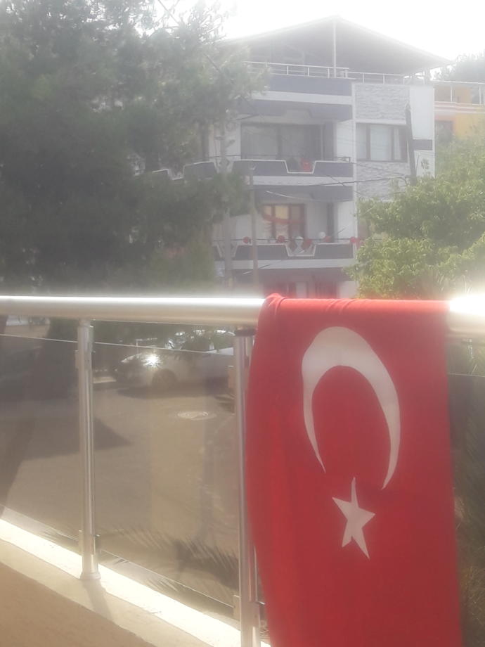 23 Nisan'da çocuk kalbinizden öperiz! Mahallenizdeki 23  Nisan  coşkusunu paylaşmaya hazır mısınız? 🎈