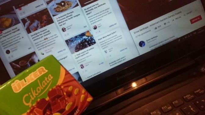 Belki de mutluluk bir market kadar yakındır.. Seni hangi abur cubur mutlu ediyor?