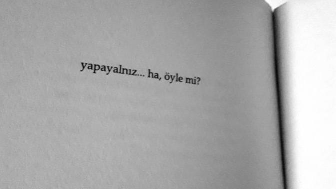 Gülmemizi isteyen tek fotoğrafçıydı oda parasını alıp gitti, sizin hiçbir çıkarı olmadan güldürmeye çalışan birileri var mı?