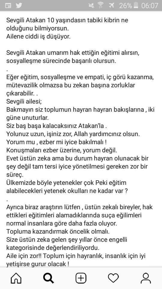 10 yaşındaki kitap kurdu Atakan Kayalar Türkiye'nin gündemine oturdu. Sen Atakan hakkında ne düşünüyorsun?