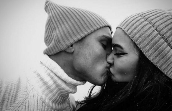 Sizce öpüşmek masum bir şey midir?