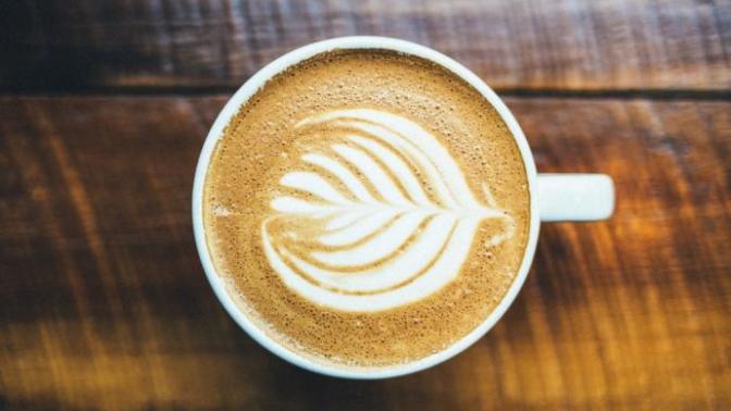 Günde 3-4 cappuccino içiyorum, kilo yapar mı?