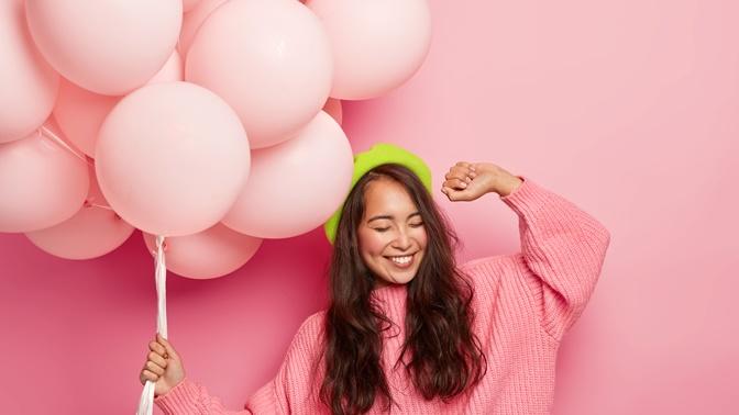 Görüş yazarak hediye kazanma zamanı! #PembeKadınlar hangi özelliği ile sana ilham veriyor?