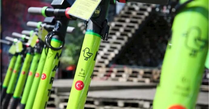Taksicilerin yeni hedefi elektrikli Scooter! Sizce bu sefer kim kazanır?