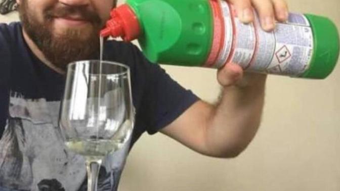 Aşırı sevgi insanı zehirler mi?