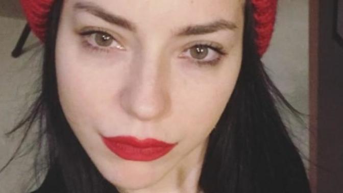 Merve Boluğur'un Güzelliğini Neden çok abartıyorlar?
