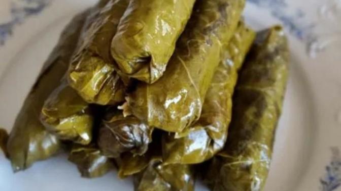 Zeytinyağlı Sarma'nın Yanına En Efsane Hangi Lezzet Gider?