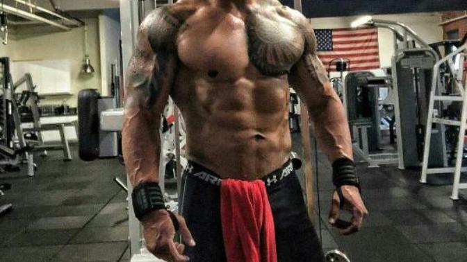 Dwayne johnson gibi bir fizik yapmak için ne lazım?