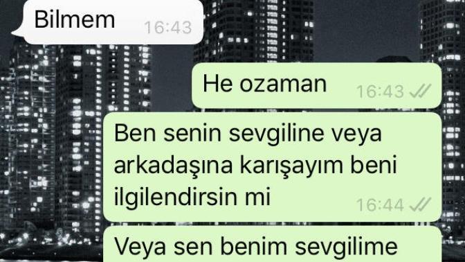 Arkadaşlar kız kankam benden hoşlanıyor mu?