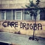 Sizce Robin Van Persie mi yoksa Didier Drogba mı daha iyi?
