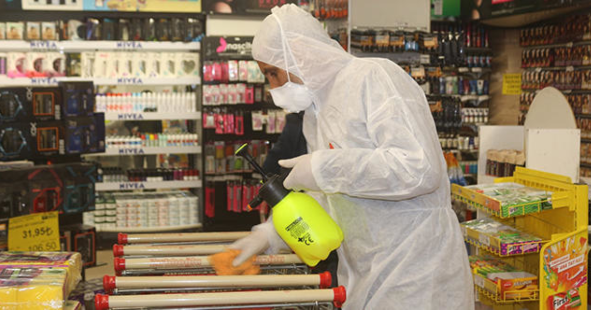 Corona sebebiyle siz de hayati malzemeleri evinizde stoklad�n�z m�?