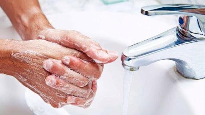 Coronalı günlerde kimler eve gelince ellerini yıkıyor?