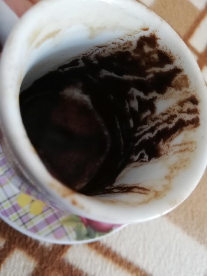 Kahve falınızın resimlerini gönderin uzman yorumcumuz yorumlasın. Kahve falında seni neler bekliyor öğrenmek için sorun ne KScan?