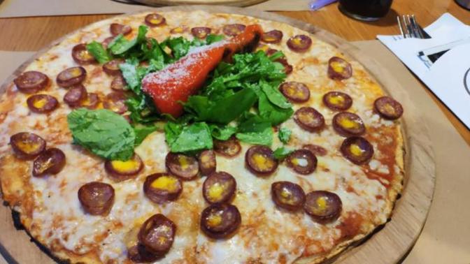 Sizce pizzanın hamuru ince mi olmalı yoksa kalın mı?