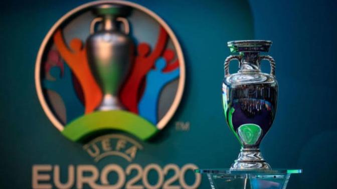 UEFA, EURO 2020 turnuvasını 2021 yılına erteledi! Bu sene futbola hasret mi kalacağız?