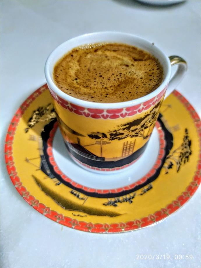 Fazla naz mı aşık usandırır fazla ilgi mi?