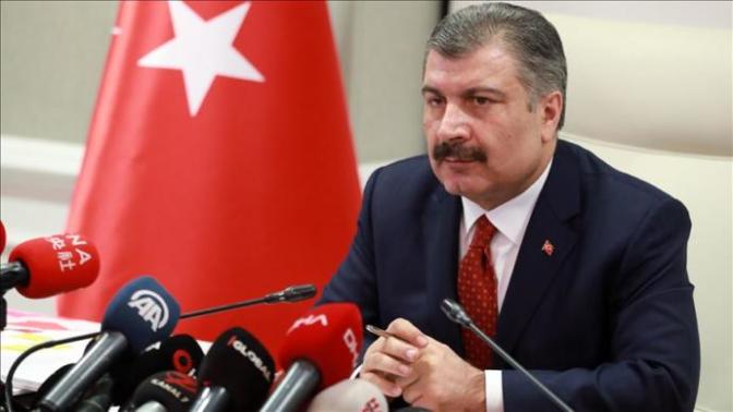 Dr. Fahrettin Koca, Koronavirüs dolayısıyla ilk can kaybının verildiğini duyurdu. Sizce daha artar mı?