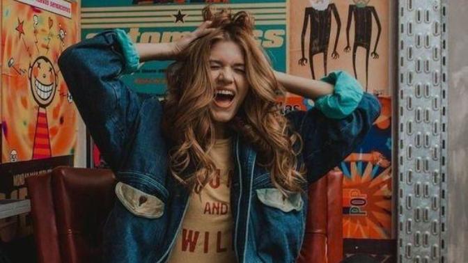 Regl sancısının isyanını kime etmeli ki alttan alabilsin?