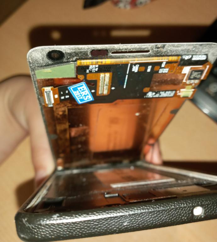 Telefonu cöpe mi atayım?
