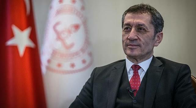 Milli Eğitim Bakanı Ziya Selçuk hakkında ne düşünüyorsunuz?