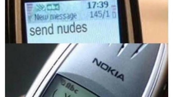 Her sevgili birbirlerine "SEND NUDES" yapar mı?