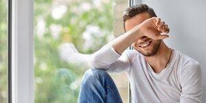 Utangaç erkekleri nasıl etkileyebilirsiniz?