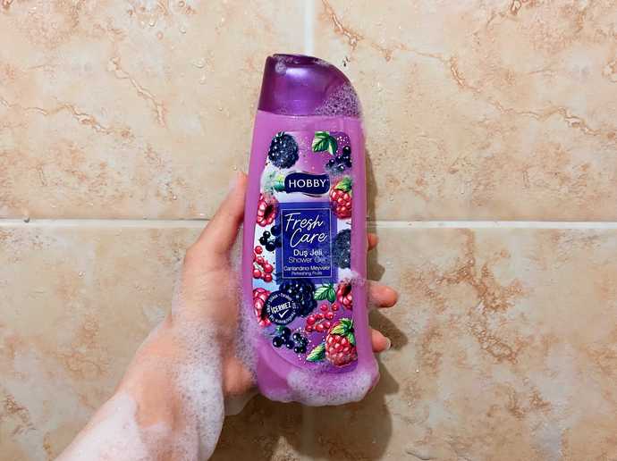 Hobby Fresh Care Canlandırıcı Meyveler Duş Jeli
