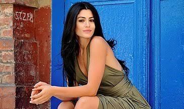 Nesrin cavadzademi deniz Çakır mı nilperi şahinkaya mı daha güzel sizce?
