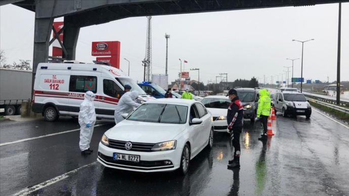 Gereksiz yere evden çıkana kaç lira ceza kesilmelidir?