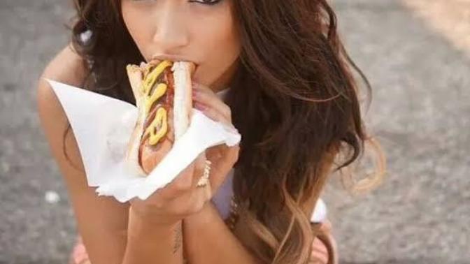 Hot dog hardalsız yenir mi?