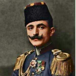 Enver paşaya vatan haini diyenler utanmıyor mu hiç?