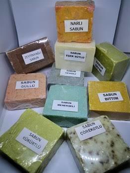 Virüs yüzünden sürekli elleri yıkamak, kolonya ile dezenfekte etmek ellerinize zarar verdi mi?