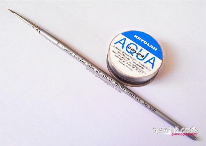 Doğal eyeliner nasıl yapılır?