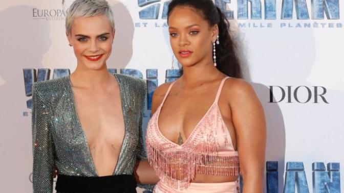 Rihanna mı Cara mı?