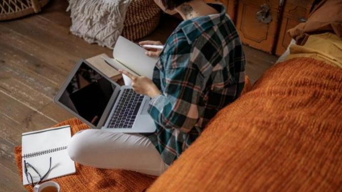 Evden (home office) çalışmaya en kolay şekilde nasıl adapte olunur?