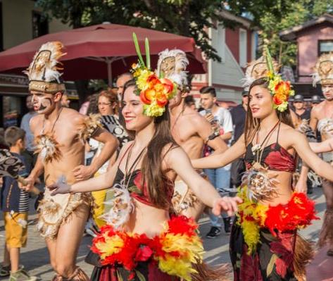 Türkiyede sadece Adanada kutlanan Portakal Çiçeği Festivalinden bir kesit