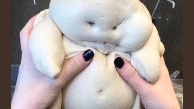 Evde de maske tak yoksa çok yemekten hamur leğeni olursun! diyen Karatay sence haklı mı?