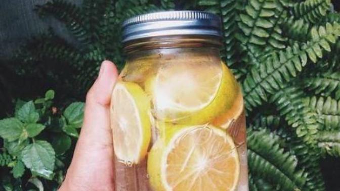 Limonlu su içmek cilde iyi gelir mi?