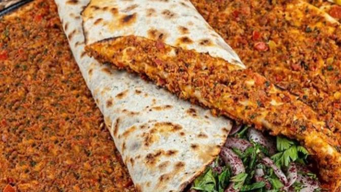 Lahmacun mu Hamburger mi?