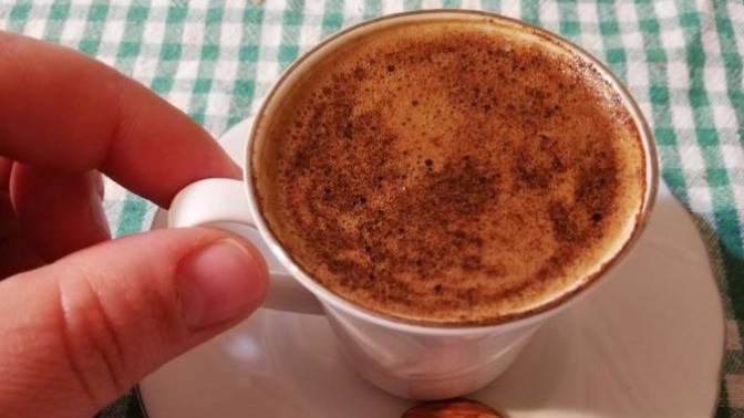 Kahvenizi içerken höpürdetirmisiniz? Höpürdetmenin faydalı olduğunu biliyormusunuz?